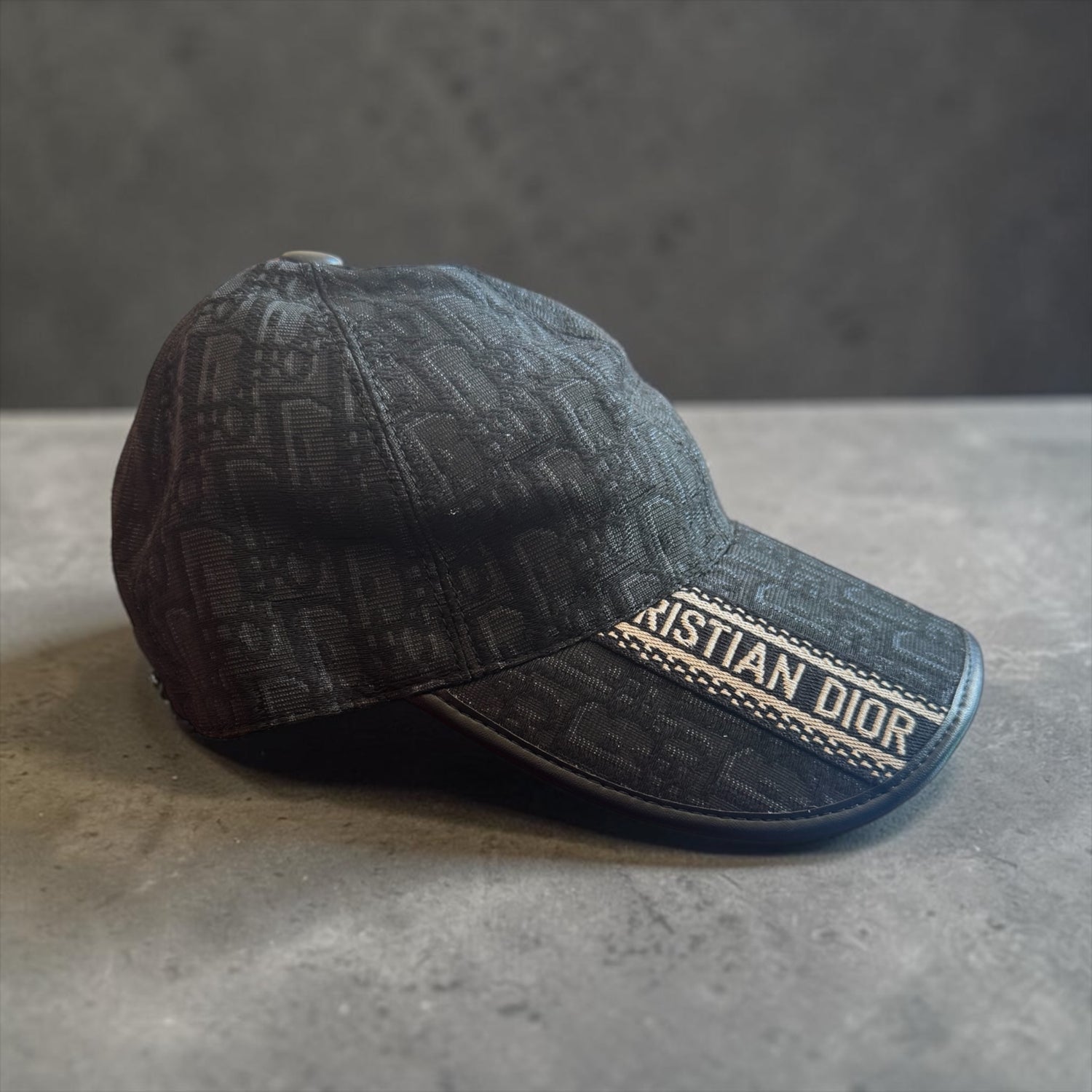 CAPS