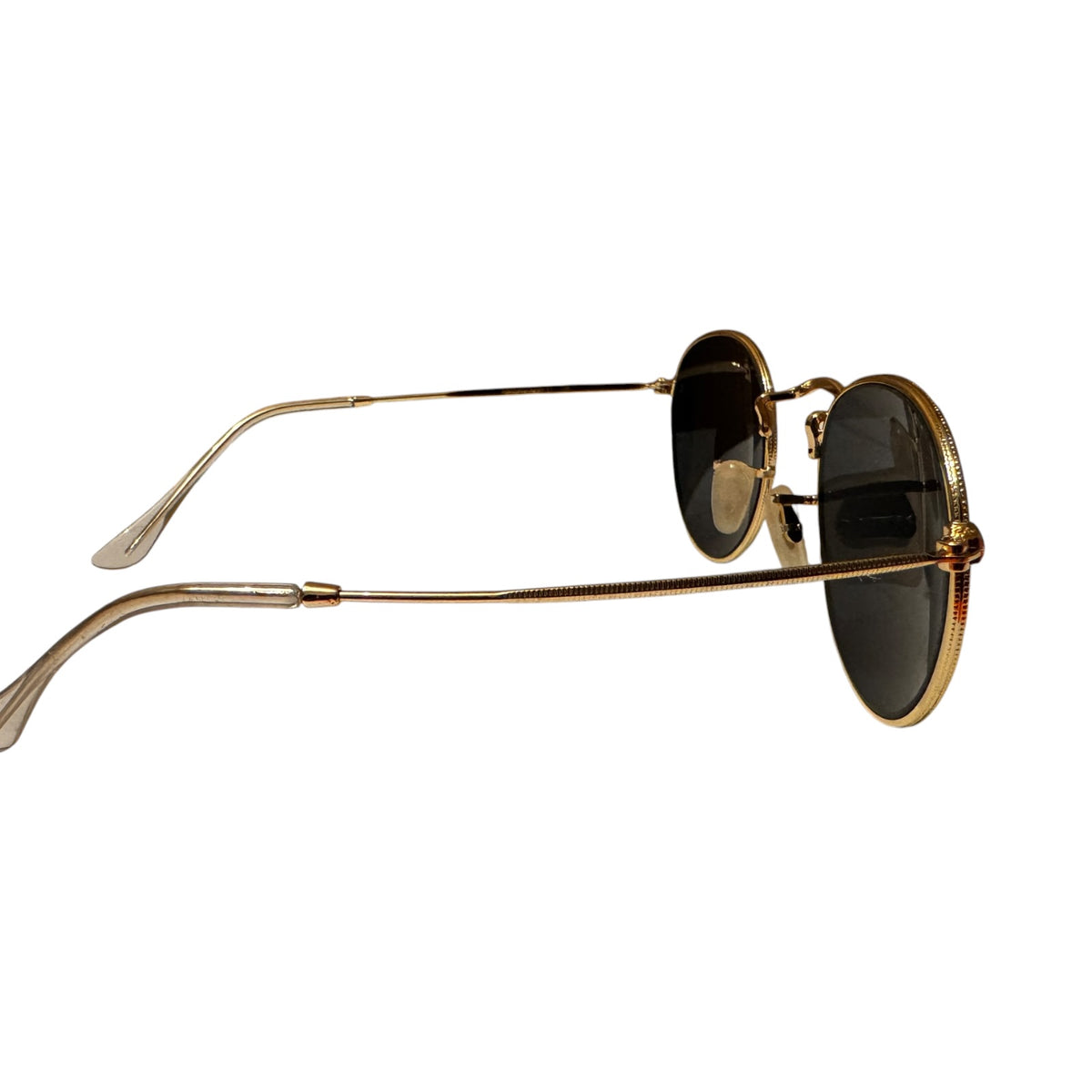 Ray-Ban RB3447 Round Metal Sunglasses – Gold Frame / Black Lenses